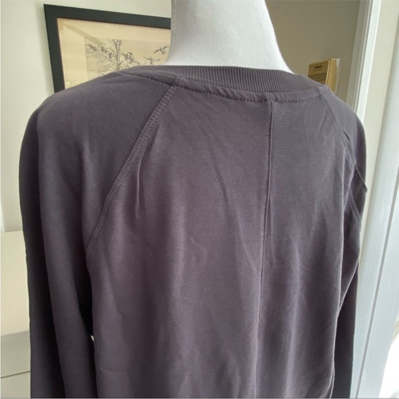 90 DEGREE BY REFLEX Terry Brushed High/Low Twist Front Top - Picture 9 of 14